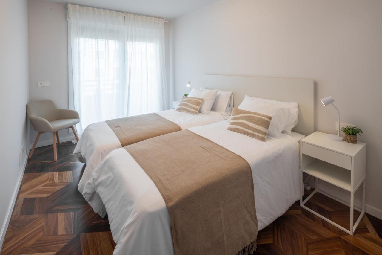 Zarautz Beach With Parking By Aston Rentals Εξωτερικό φωτογραφία